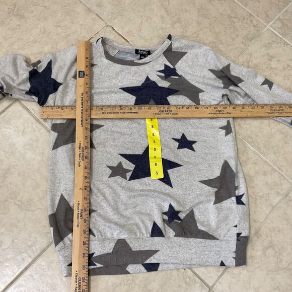NWT Buffalo David Bitton Women's size S Soft Cozy Crewneck Stars Top Twinkle - Picture 4 of 10